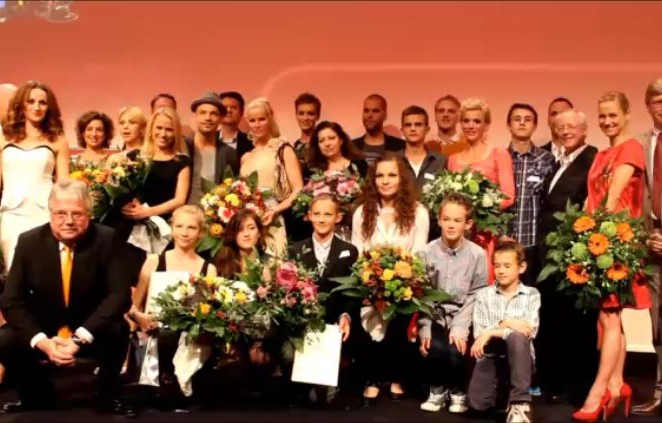 CHARITY: Hamburger Herbstempfang 2013 – Verleihung des „Sozial-Oscars“ für junge Vorbilder more…
